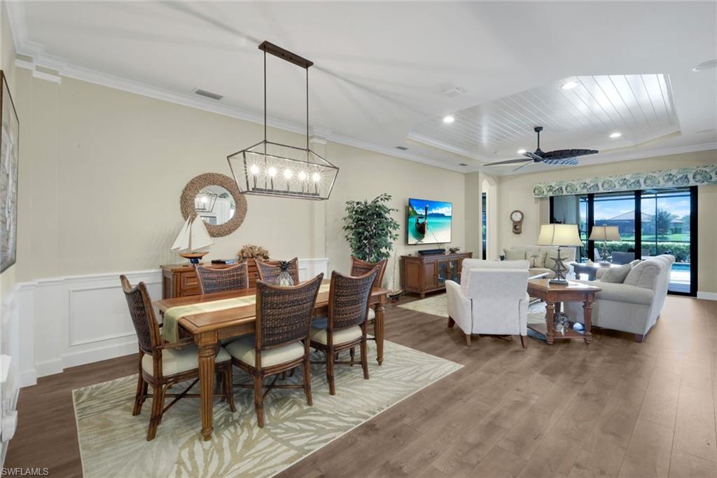 8362 Viale Cir Property Photo 13