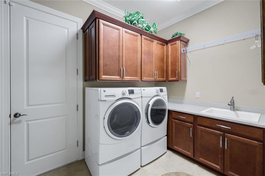8362 Viale Cir Property Photo 24