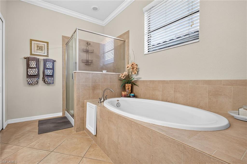 2764 Via Piazza Loop Property Photo 16