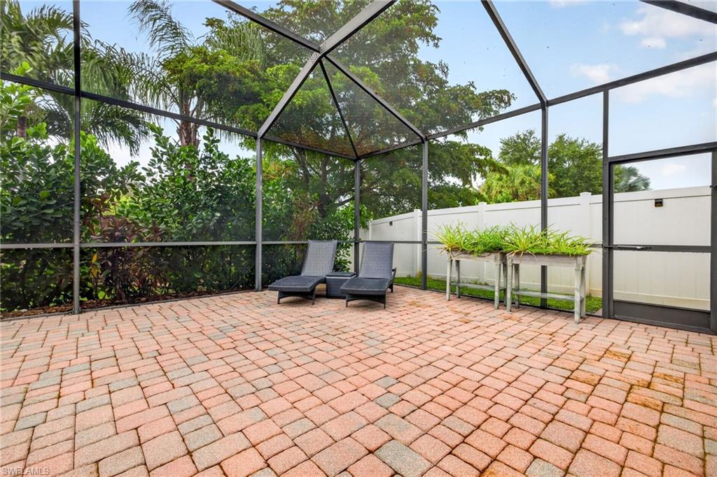 2764 Via Piazza Loop Property Photo 27