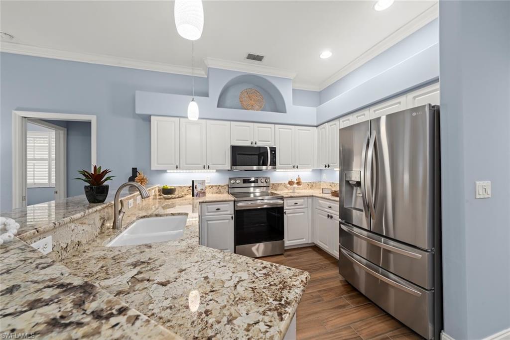3602 Cedar Hammock Ct Property Photo 13