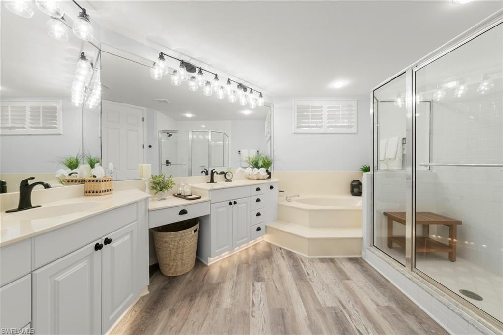 8452 Abbington Cir 1612 Property Photo 16