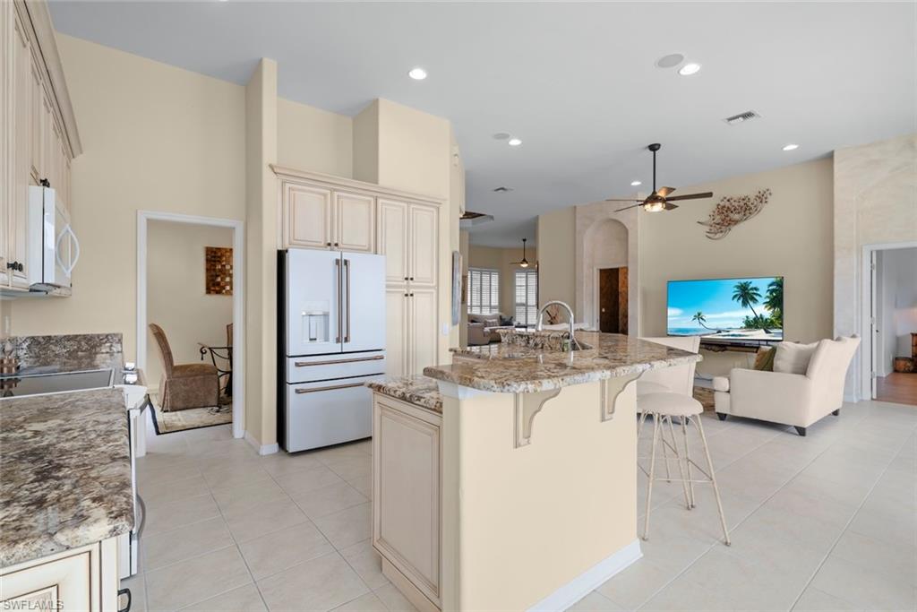 7904 Glenfinnan Cir Property Photo 17