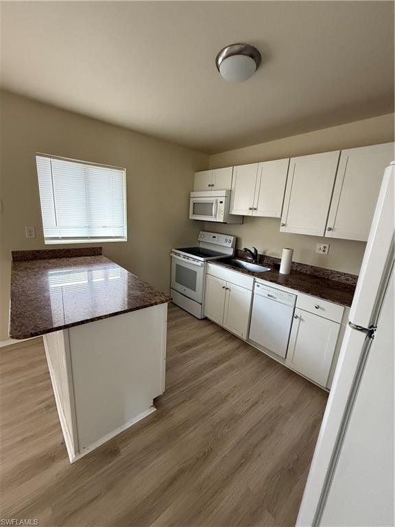 10632 Woods Cir 6 Property Photo 2