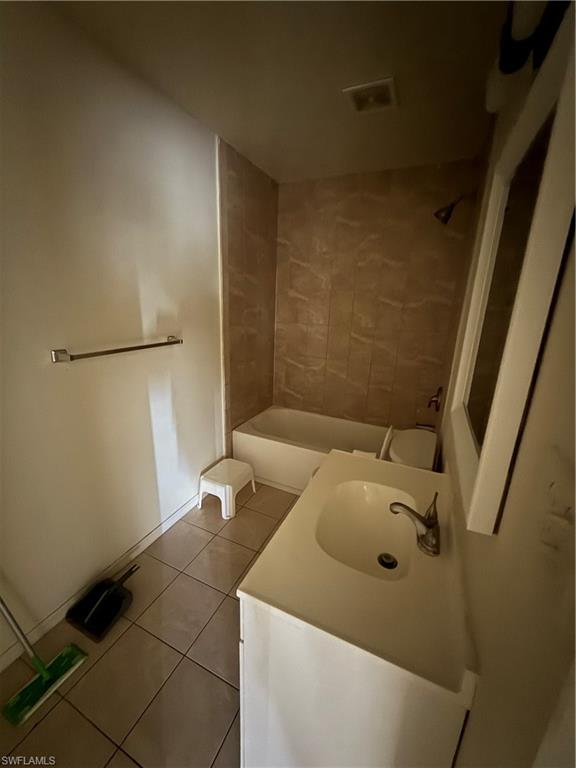 10632 Woods Cir 6 Property Photo 3