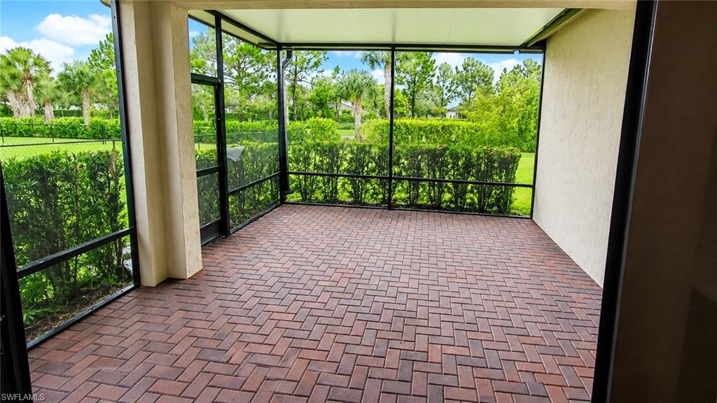 5245 Marano Dr Property Photo 16