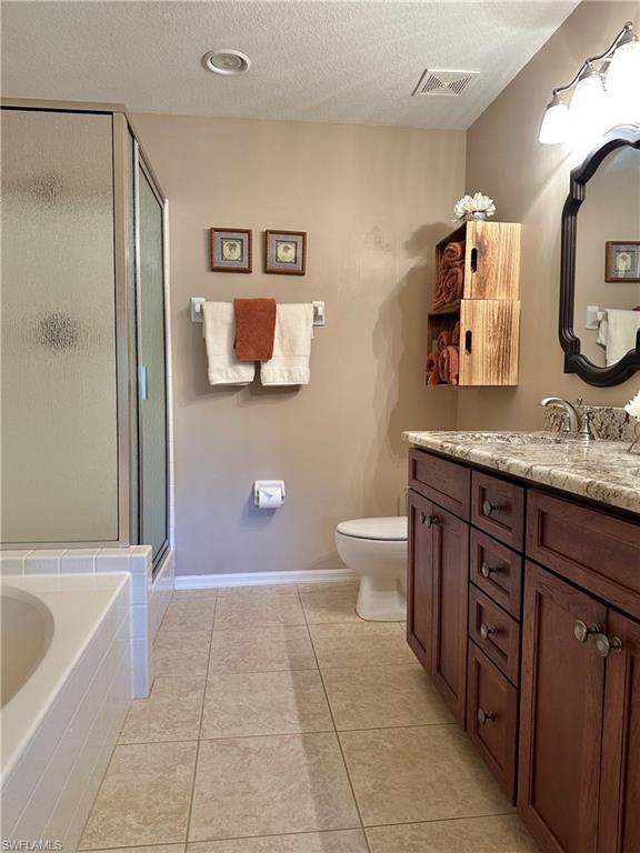 354 Dover Pl 202 Property Photo 24