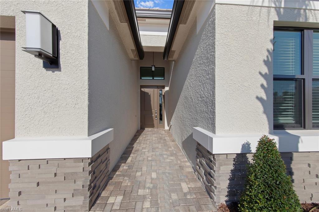 20944 Thistle Leaf Ln Property Photo 3