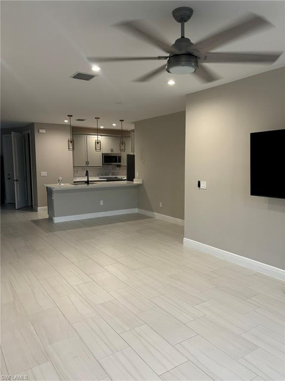 7553 Carnegie Way Property Photo 3
