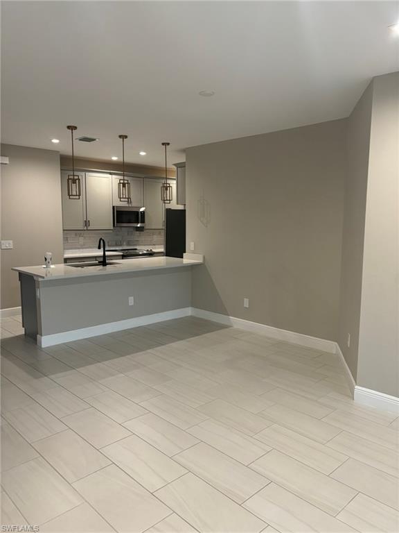 7553 Carnegie Way Property Photo 5