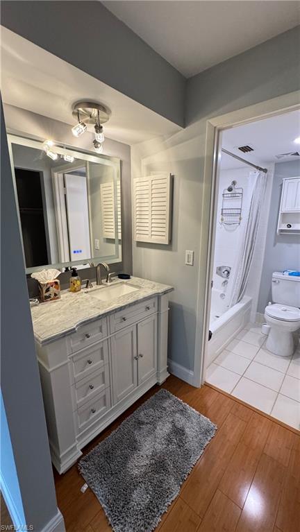 600 Valley Stream Dr F6 Property Photo 5
