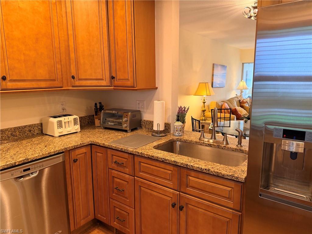 1700 Pine Valley Dr 314 Property Photo 4