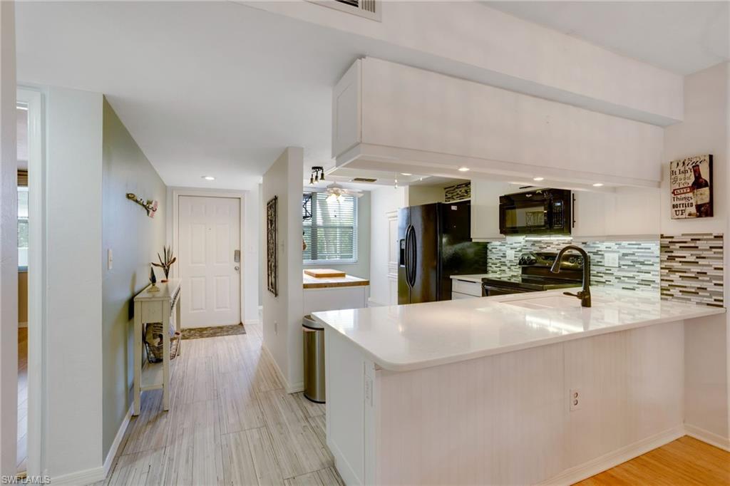 285 Naples Cove Dr 1303 Property Photo 7
