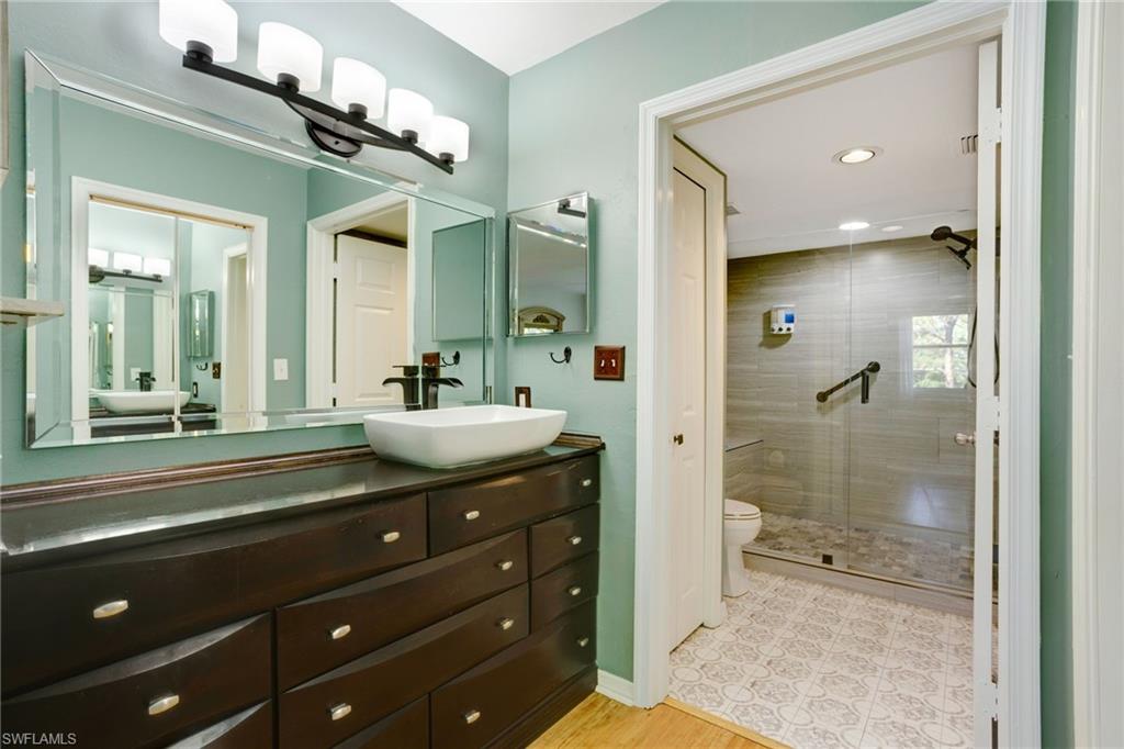 285 Naples Cove Dr 1303 Property Photo 16