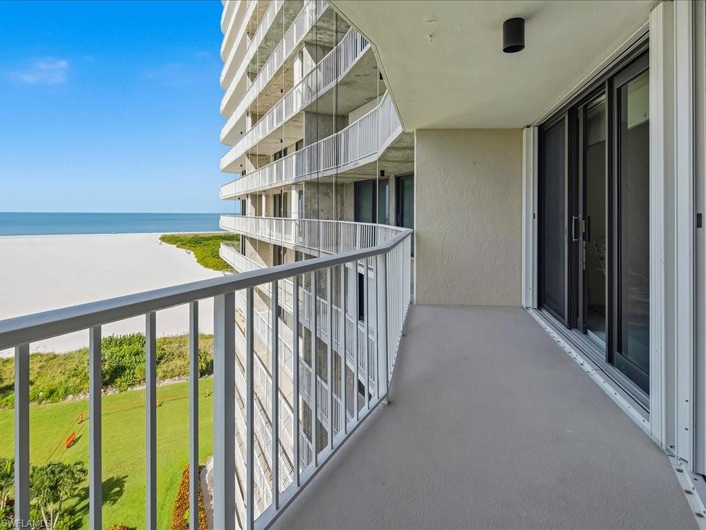 320 Seaview Ct 904 Property Photo 10