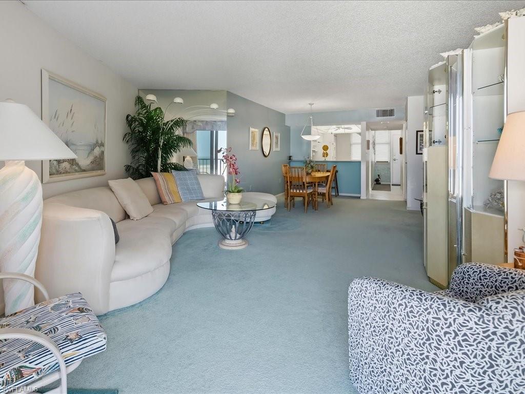 320 Seaview Ct 904 Property Photo 14