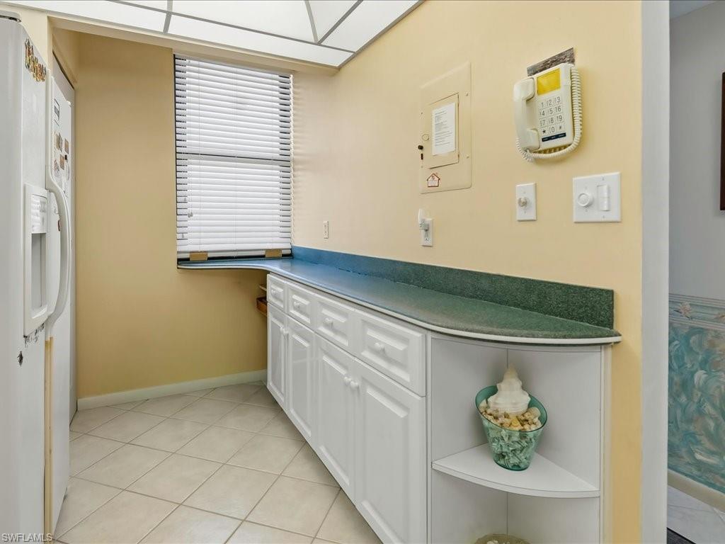 320 Seaview Ct 904 Property Photo 25