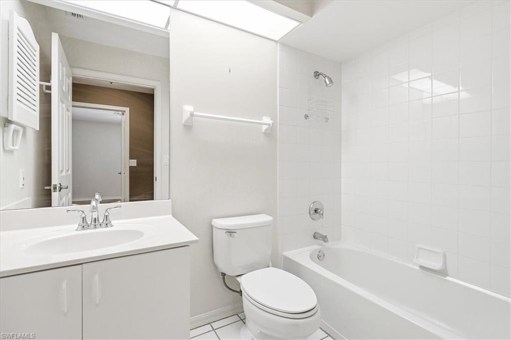 2526 Orchid Bay Dr 202 Property Photo 25