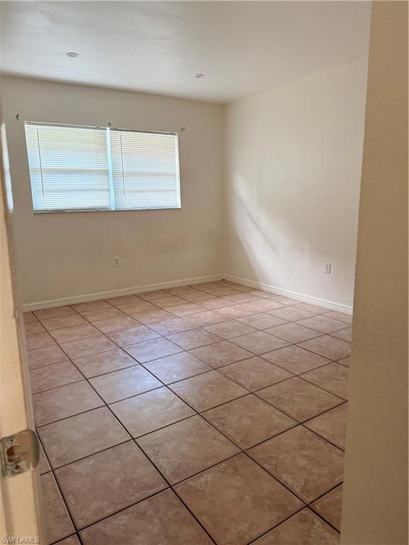 4290 Gulfstream Dr 12 Property Photo 9