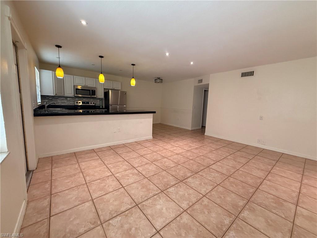 4290 Gulfstream Dr 12 Property Photo 15