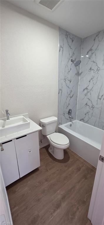 1016 Butler St E Property Photo 6
