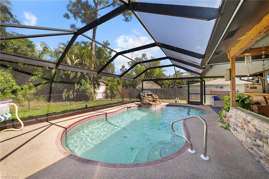 19016 Murcott DR E Property Photo 1