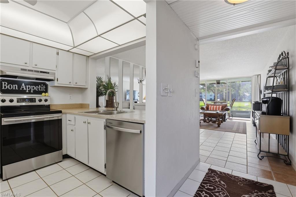 1086 Forest Lakes Dr 106 Property Photo 17