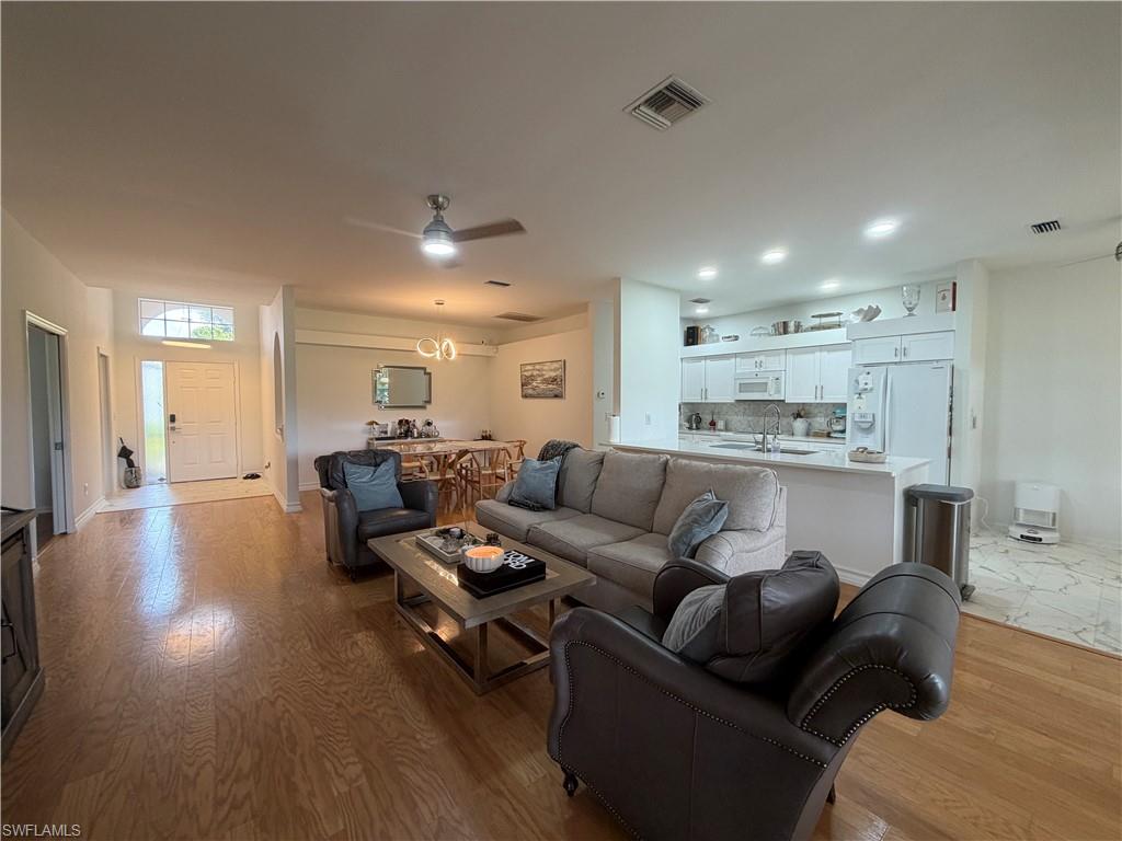 2260 Heritage Greens Dr Property Photo 4
