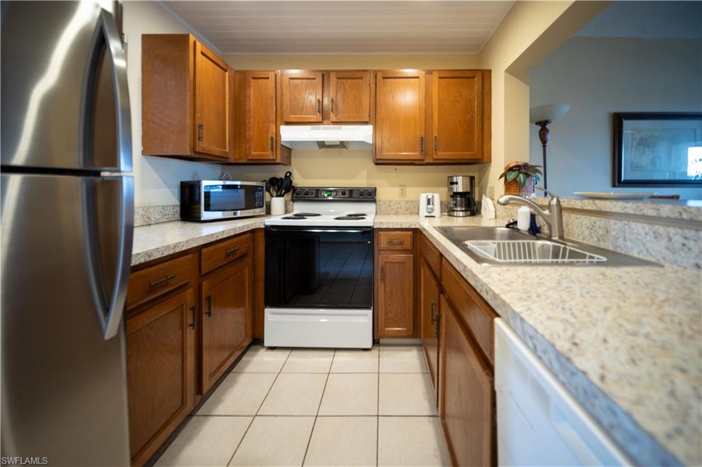 807 River Point Dr 304d Property Photo 5
