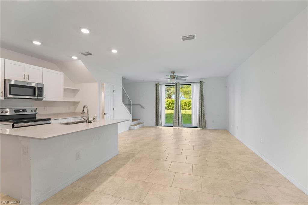 14053 Oviedo Pl Property Photo 2