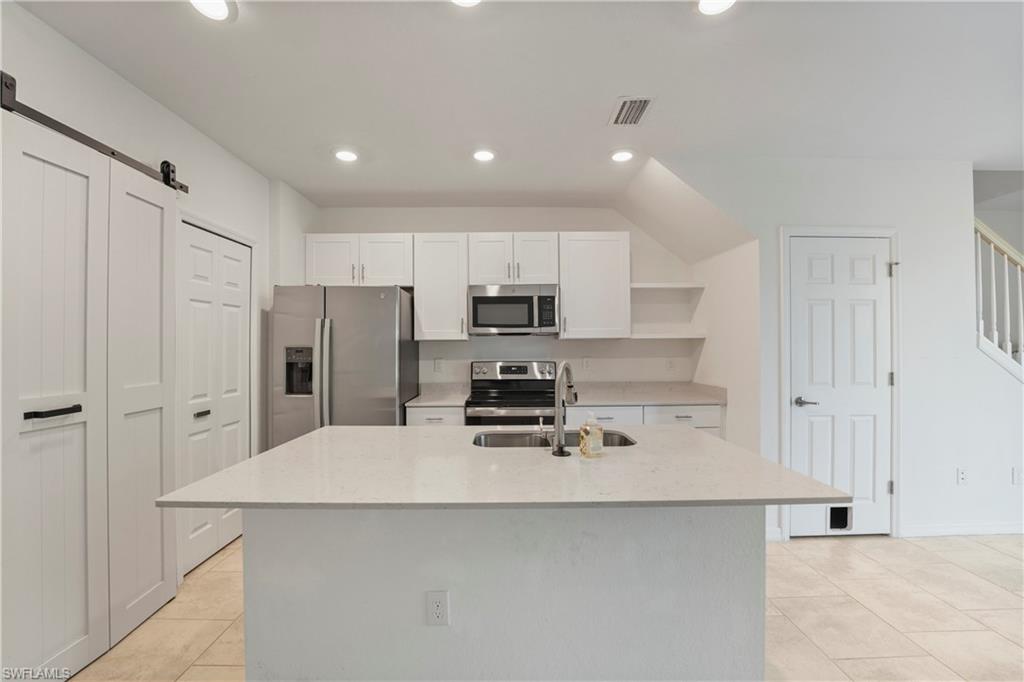 14053 Oviedo Pl Property Photo 5