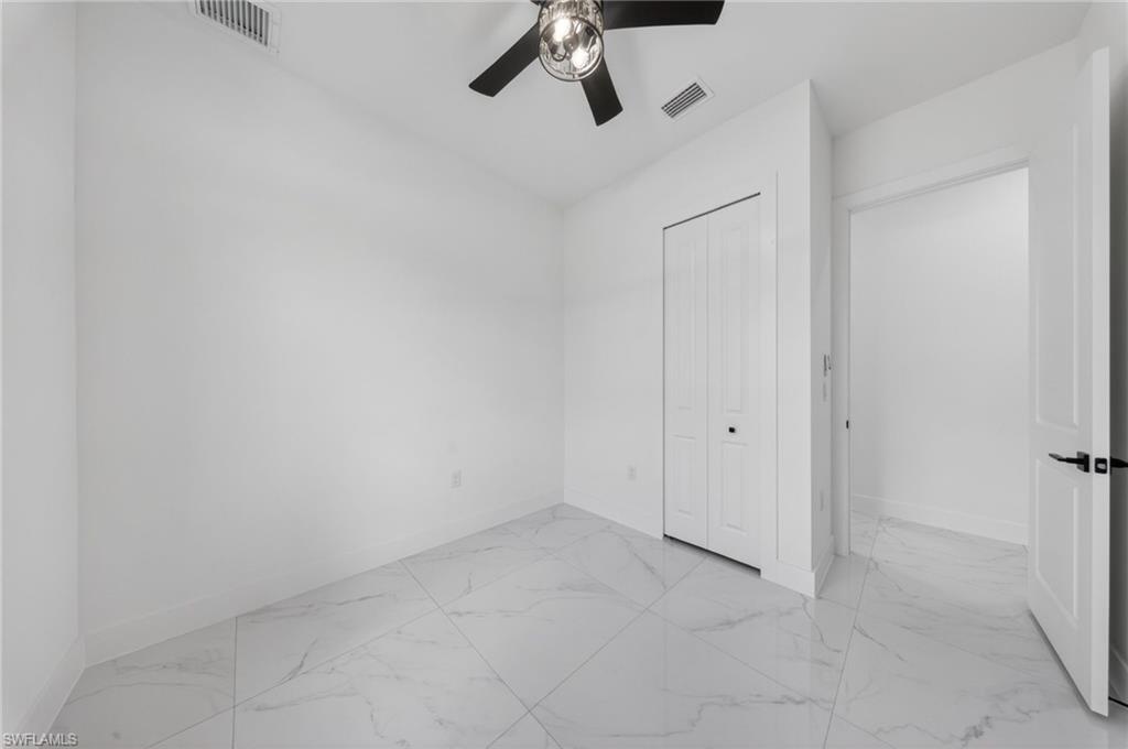 1213 Dodwin St E Property Photo 14