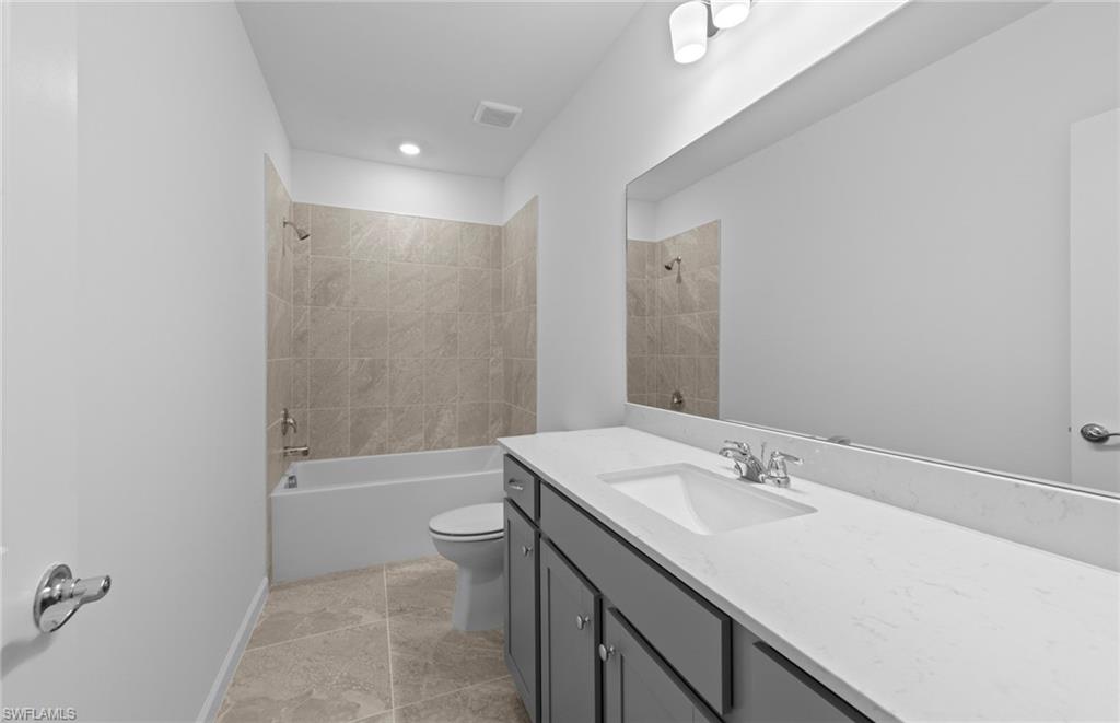 27828 Solis Grande Dr Property Photo 18