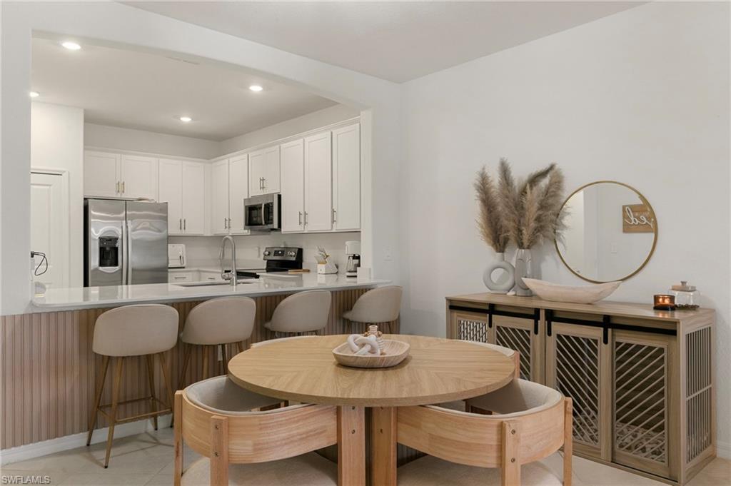 2207 Dragonfruit Way Property Photo 9
