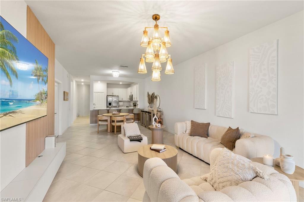 2207 Dragonfruit Way Property Photo 12