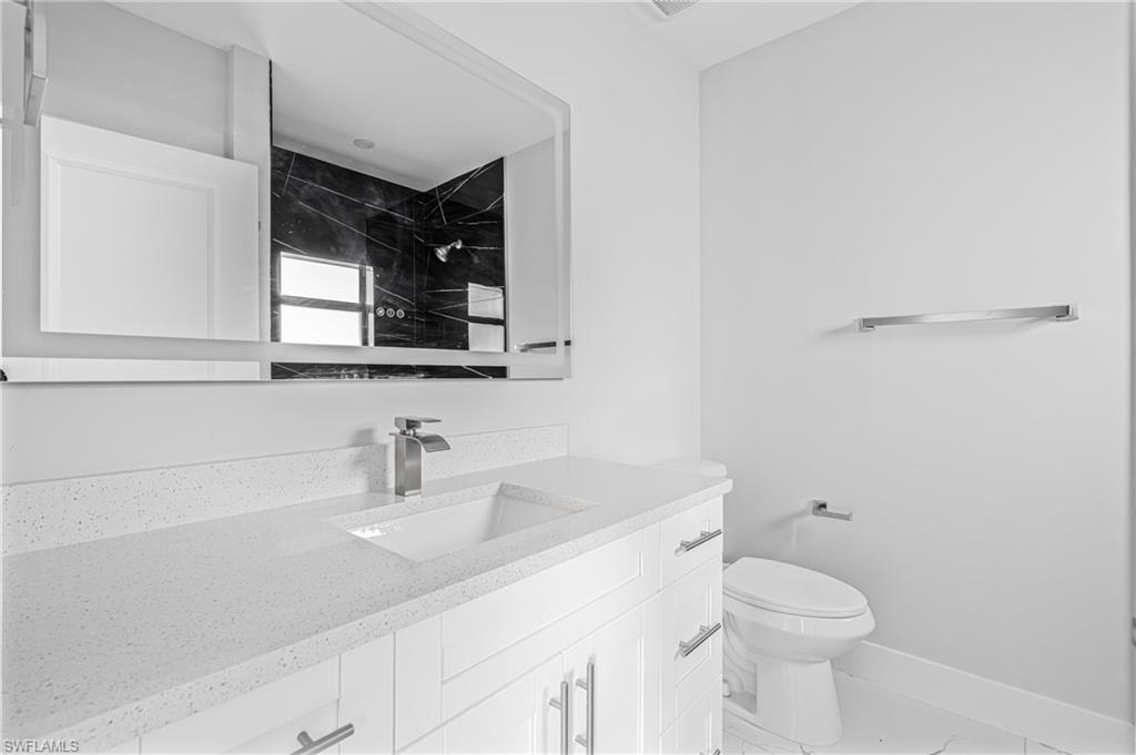 556 Woodview Dr Property Photo 21