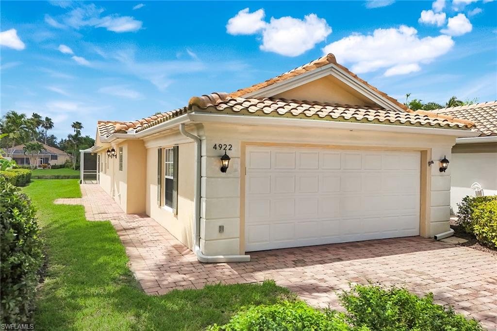 4922 Kingston Way Property Photo 1