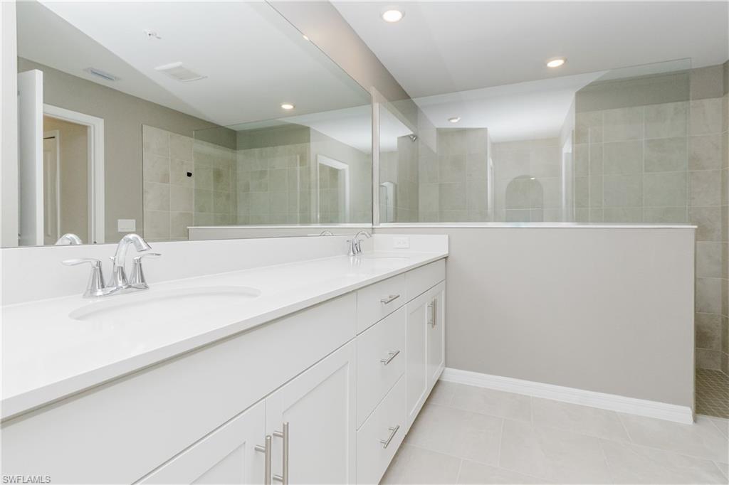 5668 Melbourne Ct 7911 Property Photo 9