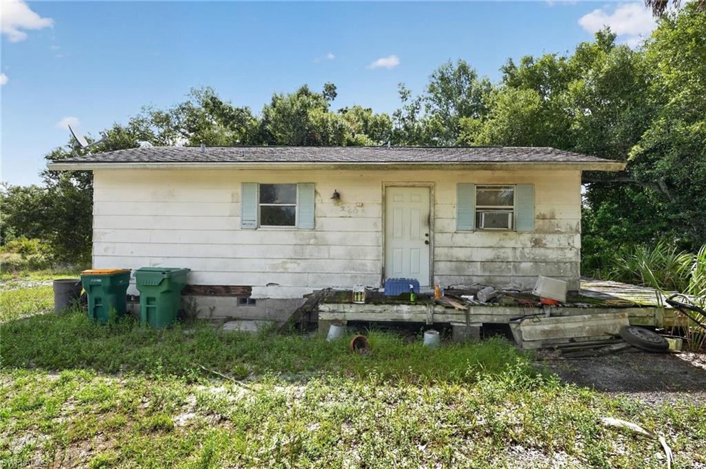 2282 Diplomat Dr Property Photo 1