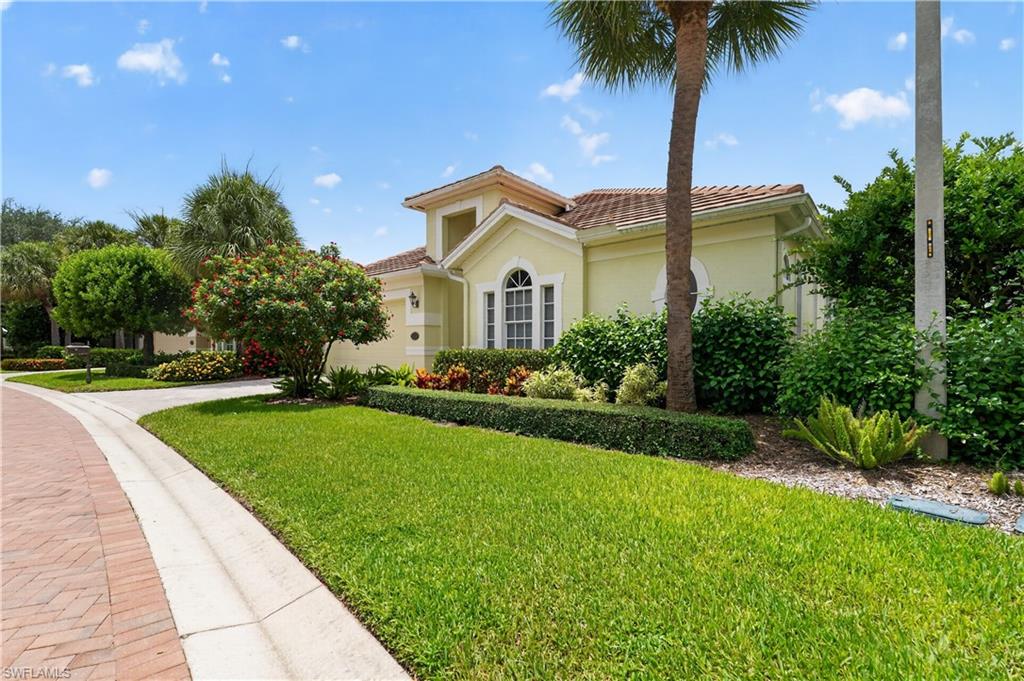 2317 Island Cove Cir N Property Photo 3