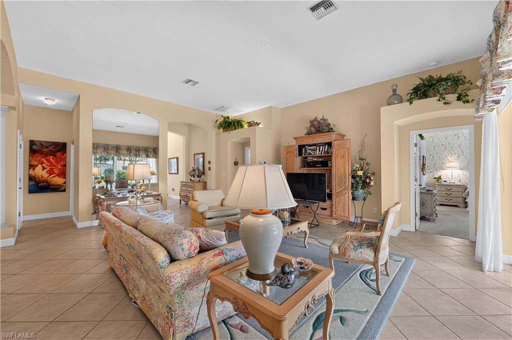 2317 Island Cove Cir N Property Photo 9