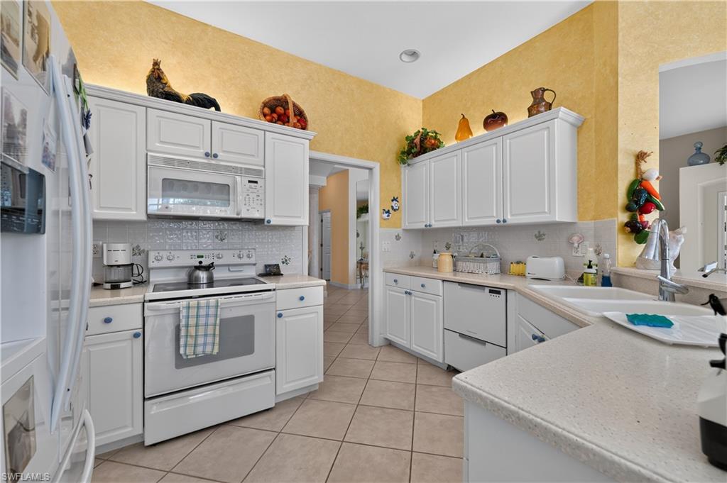 2317 Island Cove Cir N Property Photo 11