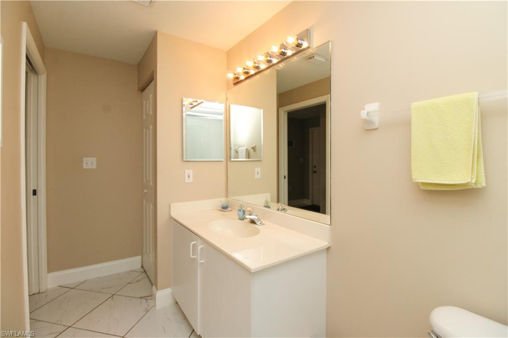 519 Roma Ct 3-305 Property Photo 22