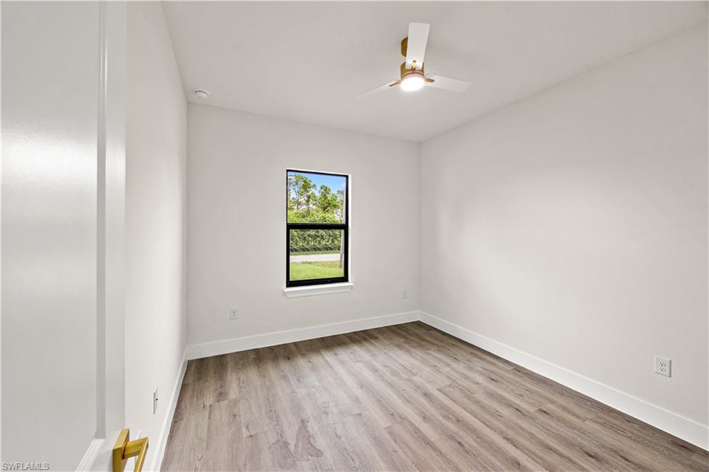 1548 Ripley St Property Photo 16