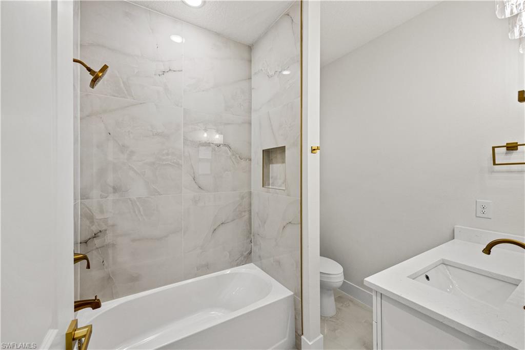 1548 Ripley St Property Photo 18