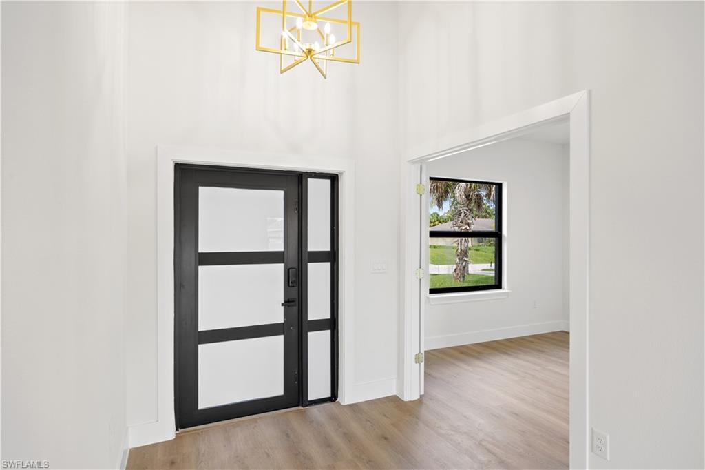 2040 Gerald Avenue Property Photo 8