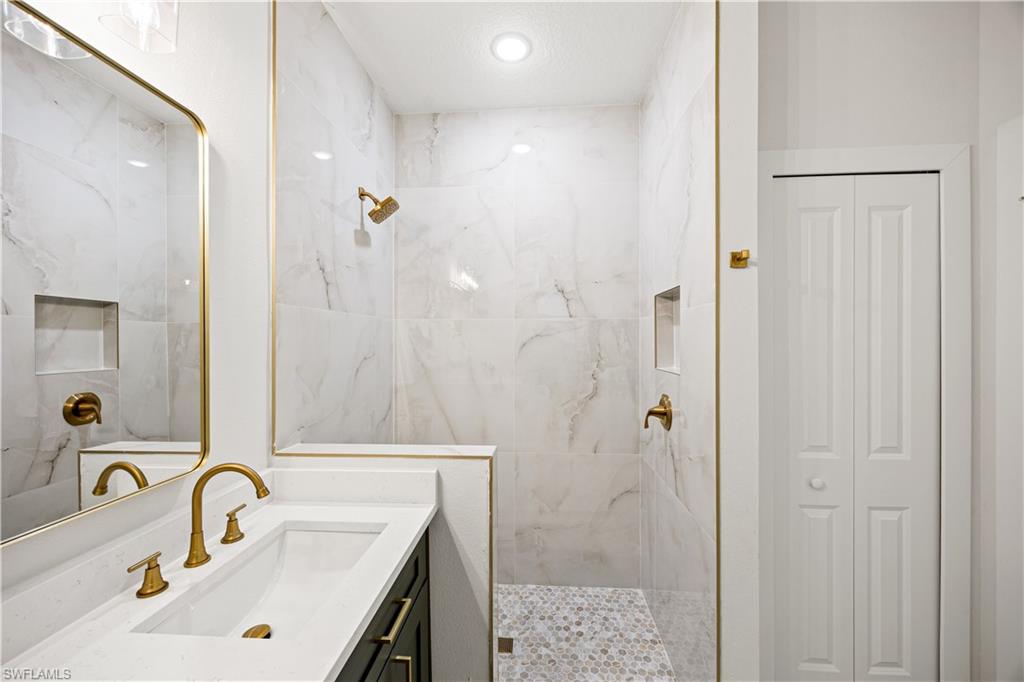 2040 Gerald Avenue Property Photo 31