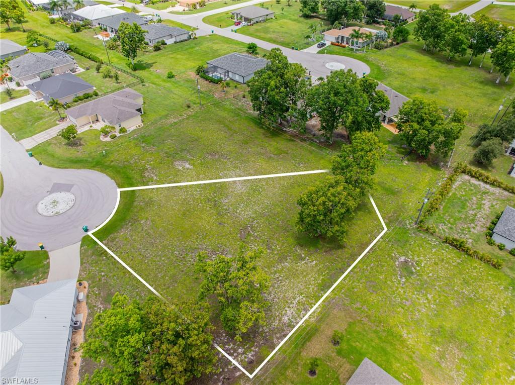 25482 Averio Ct Property Photo 8