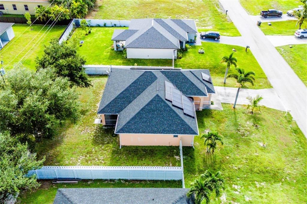 501 24th Ter Property Photo 9