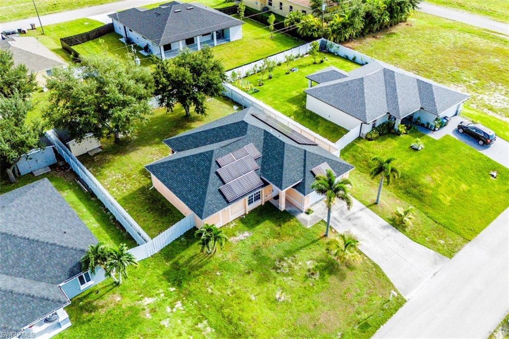 501 24th Ter Property Photo 10